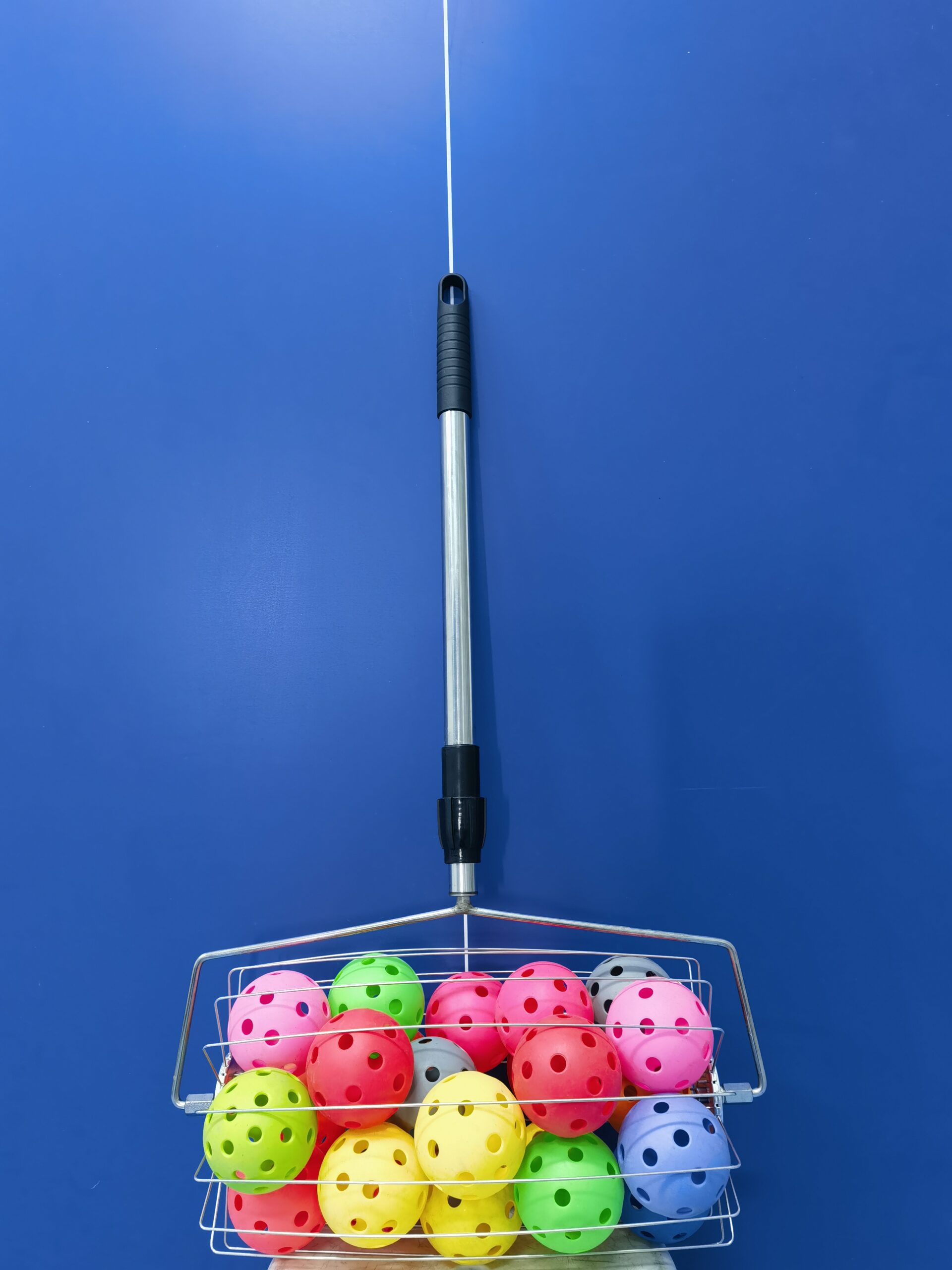 Compact size of pickleball ball picker