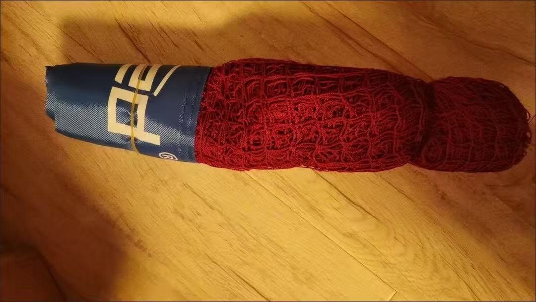 Portable badminton net folded storage design