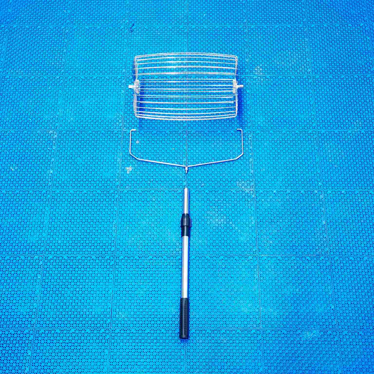 Table tennis ball collector structure detail